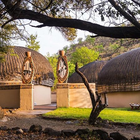 Aha Lesedi African Lodge & Cultural Village Broederstroom Ngoại thất bức ảnh