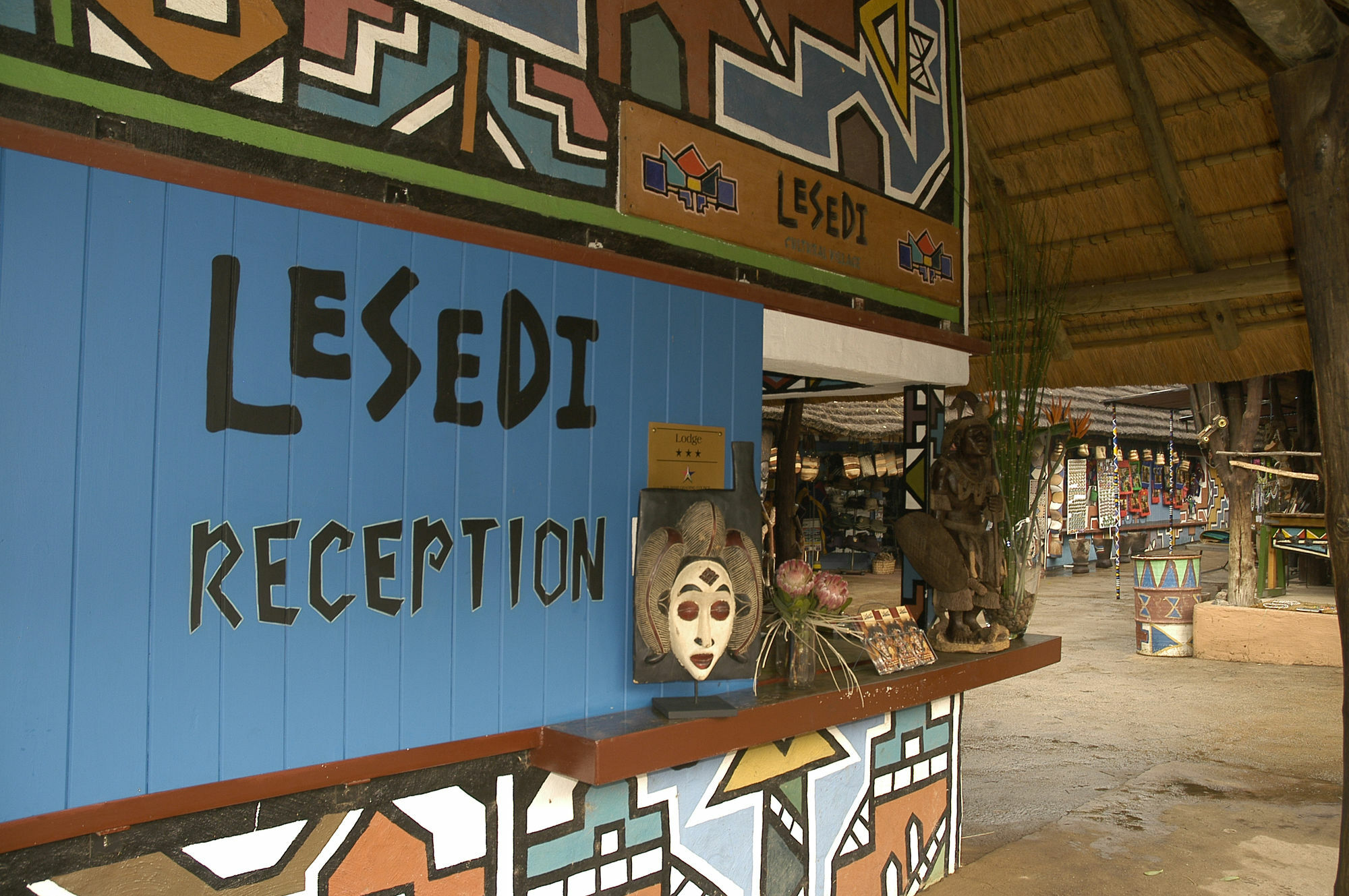 Aha Lesedi African Lodge & Cultural Village Broederstroom Ngoại thất bức ảnh