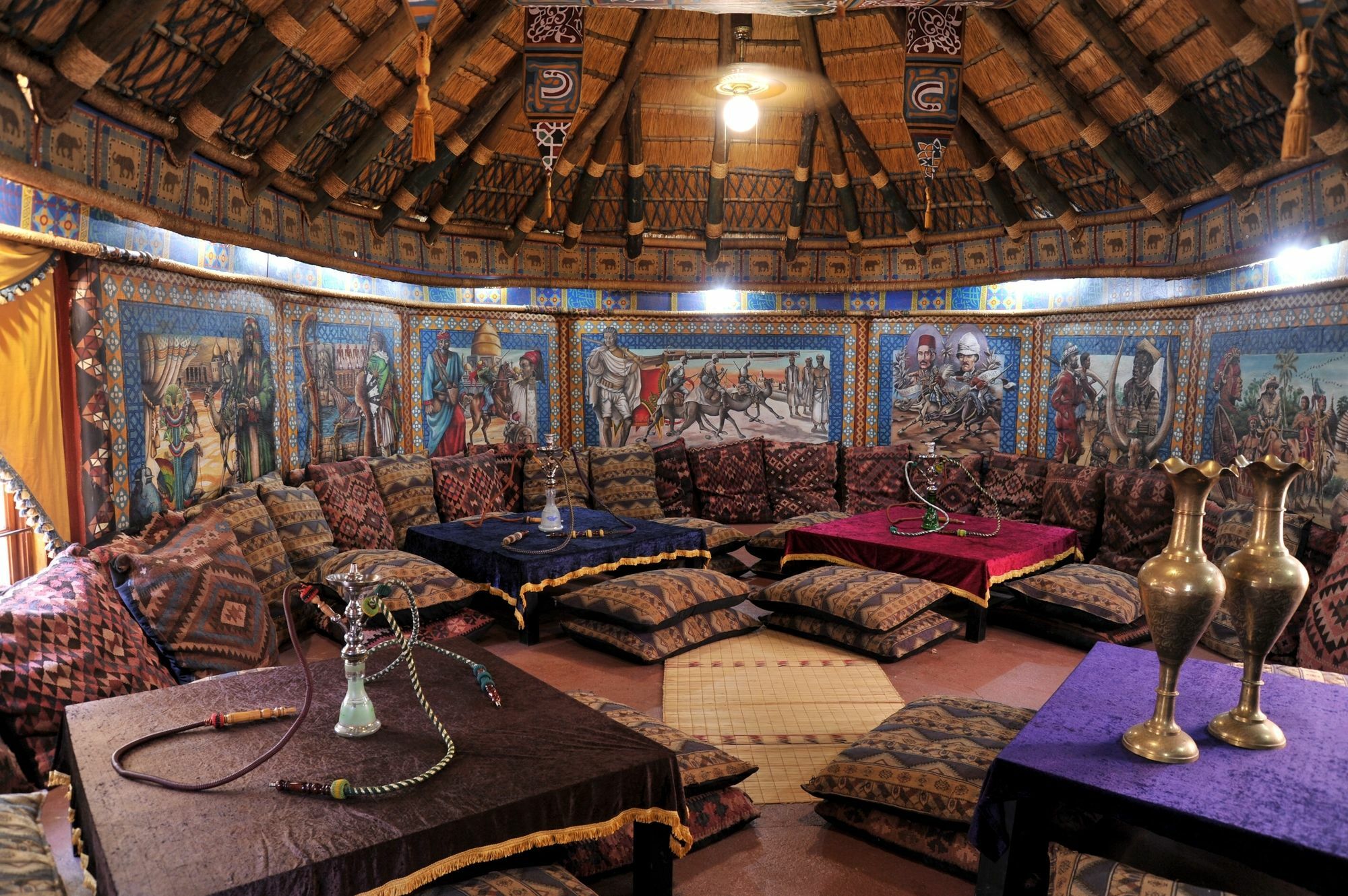 Aha Lesedi African Lodge & Cultural Village Broederstroom Ngoại thất bức ảnh