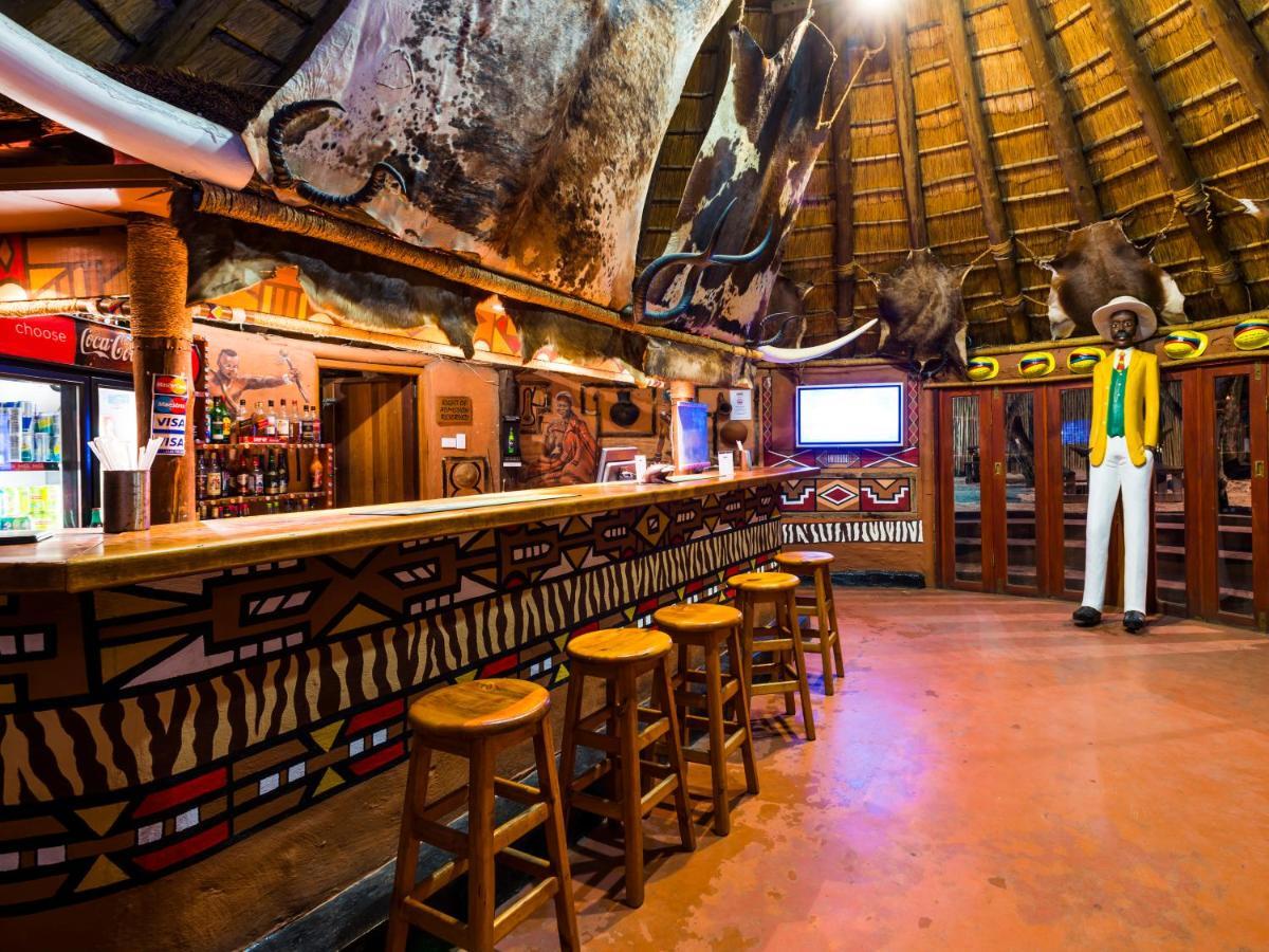Aha Lesedi African Lodge & Cultural Village Broederstroom Ngoại thất bức ảnh