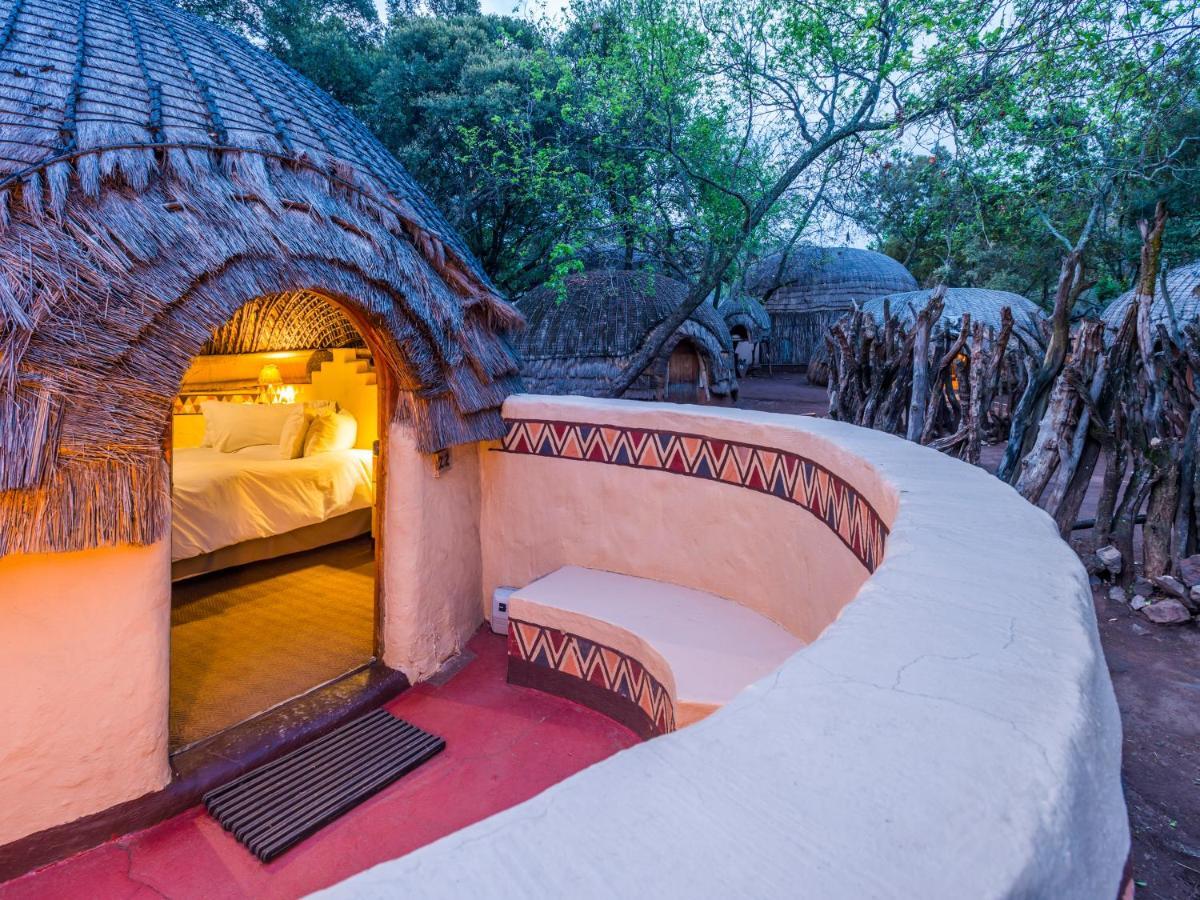 Aha Lesedi African Lodge & Cultural Village Broederstroom Ngoại thất bức ảnh