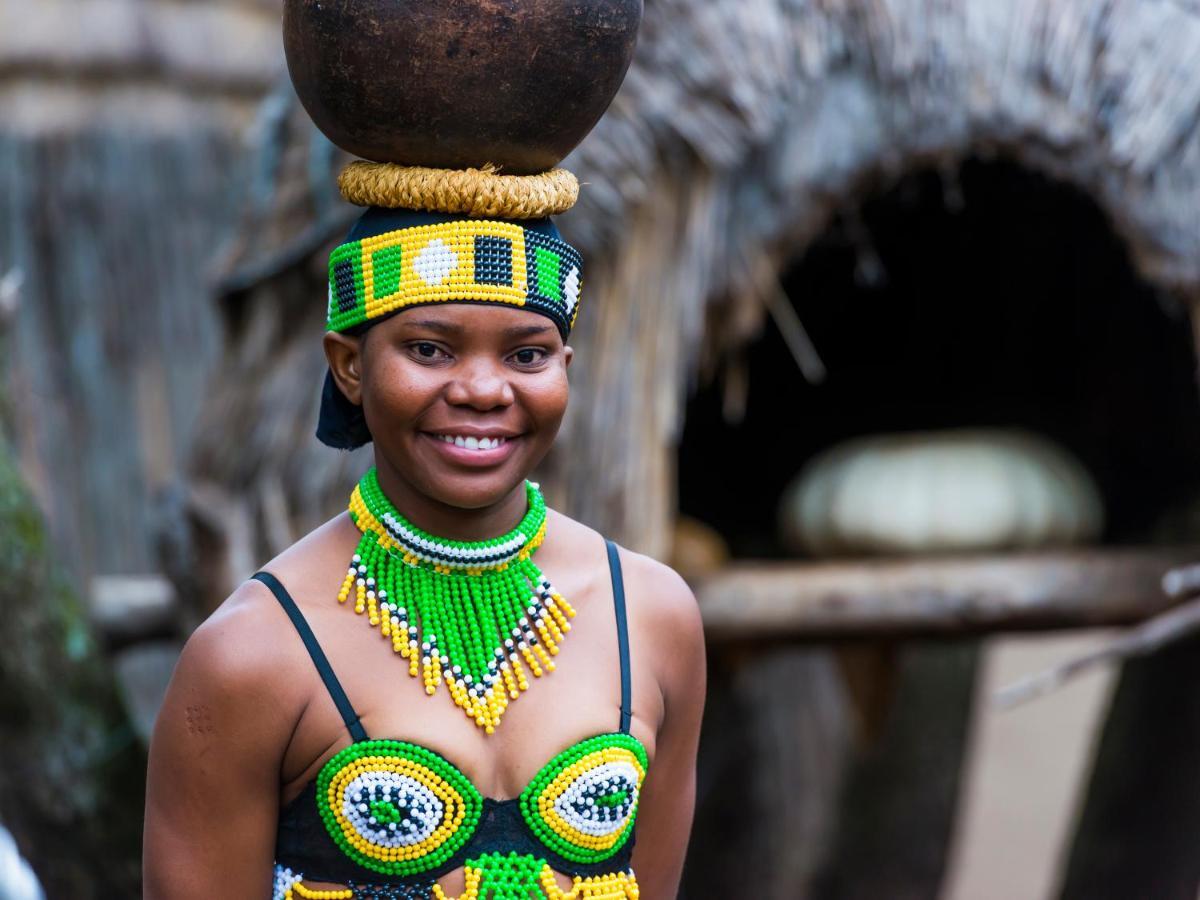 Aha Lesedi African Lodge & Cultural Village Broederstroom Ngoại thất bức ảnh