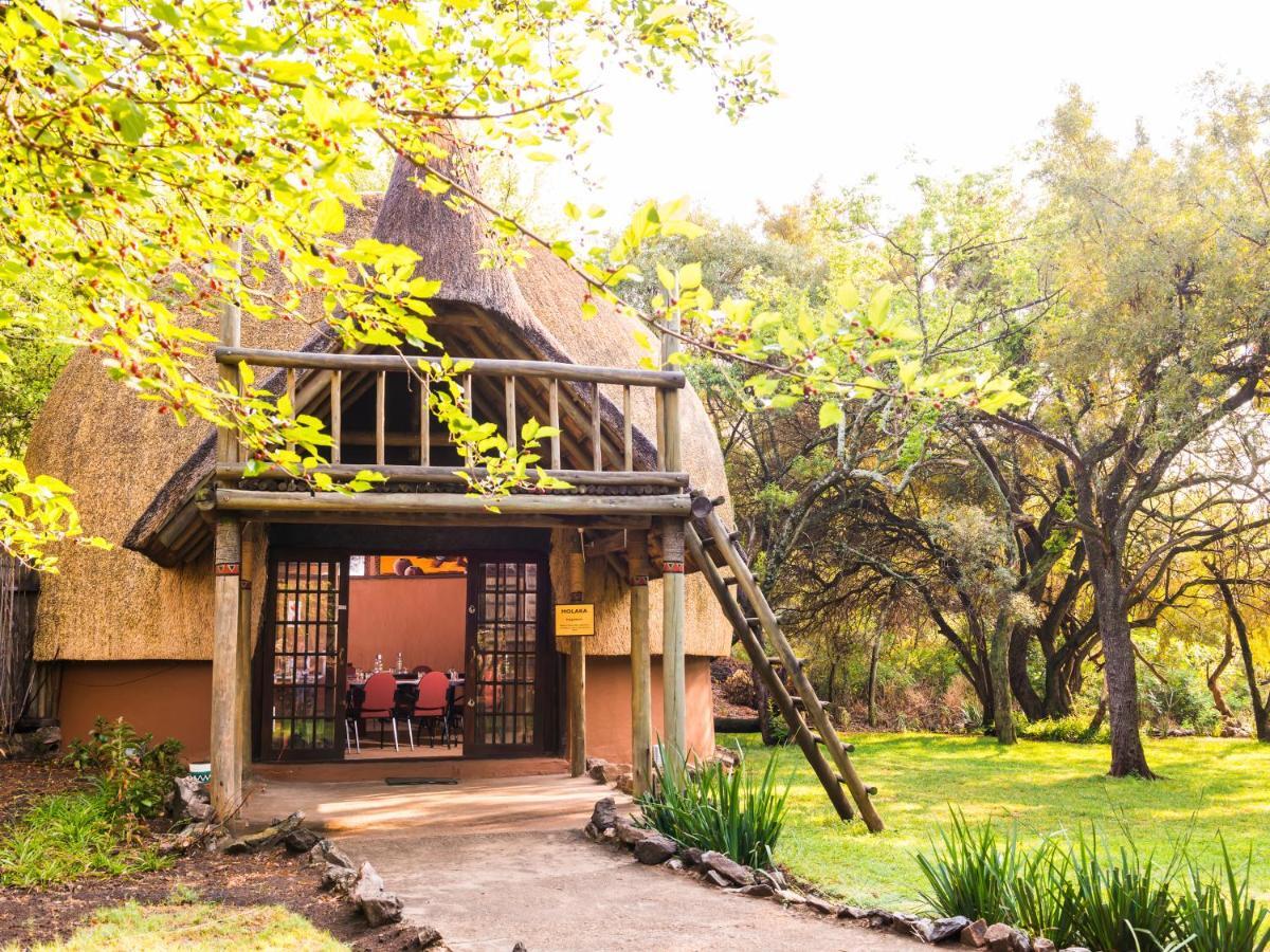 Aha Lesedi African Lodge & Cultural Village Broederstroom Ngoại thất bức ảnh