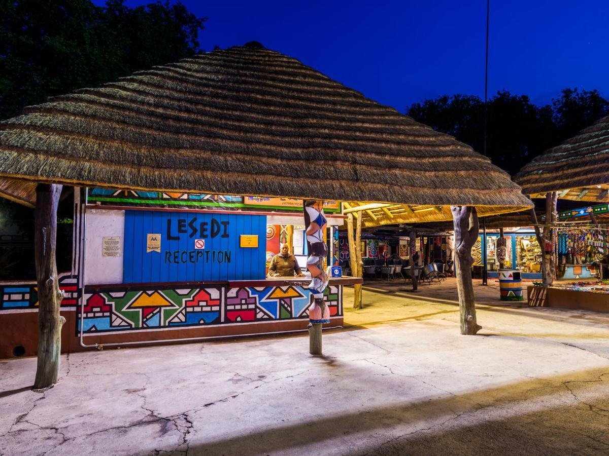 Aha Lesedi African Lodge & Cultural Village Broederstroom Ngoại thất bức ảnh