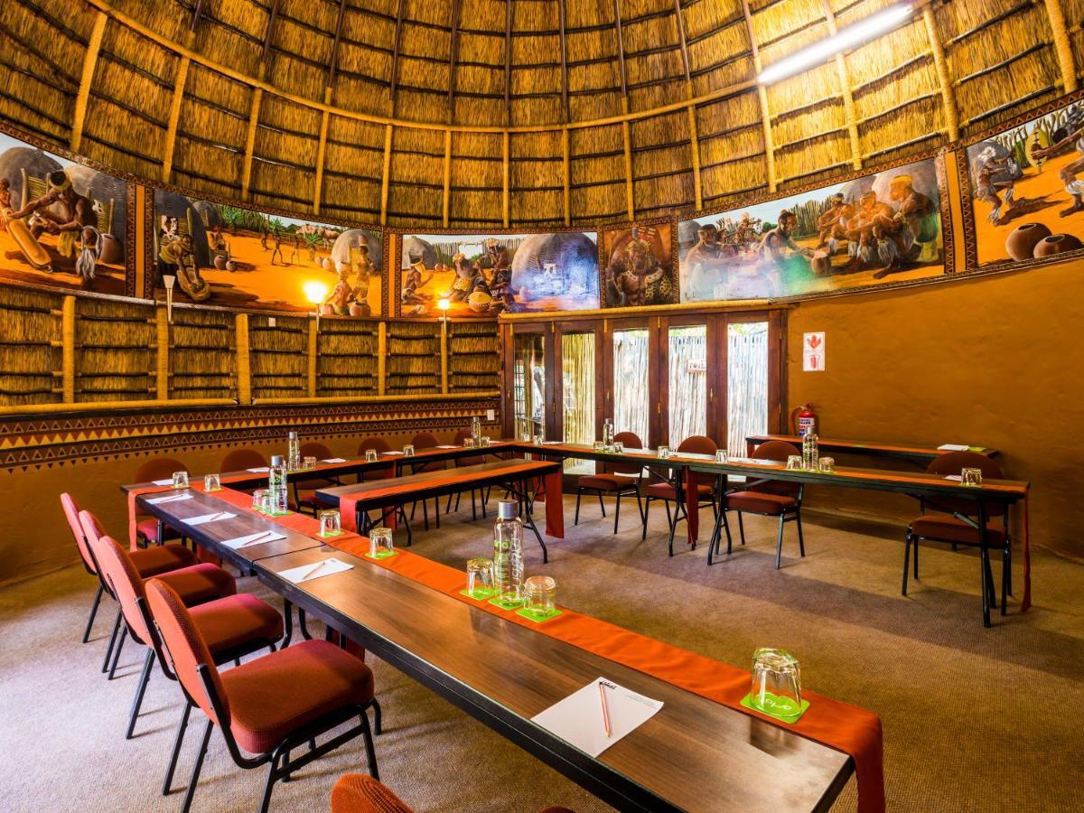 Aha Lesedi African Lodge & Cultural Village Broederstroom Ngoại thất bức ảnh